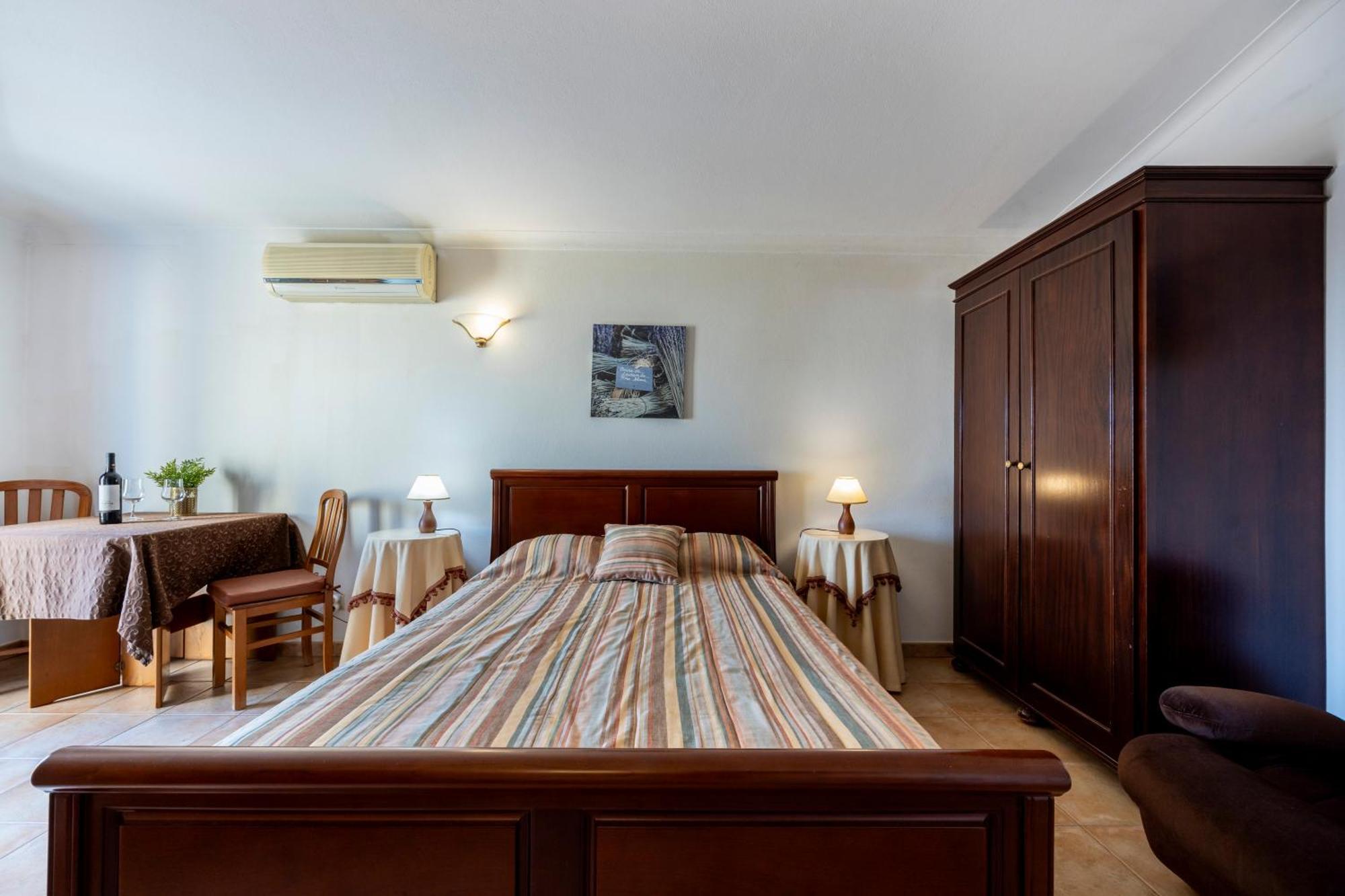 לאגוּ‏ש Apartamentos Mira Rio מראה חיצוני תמונה