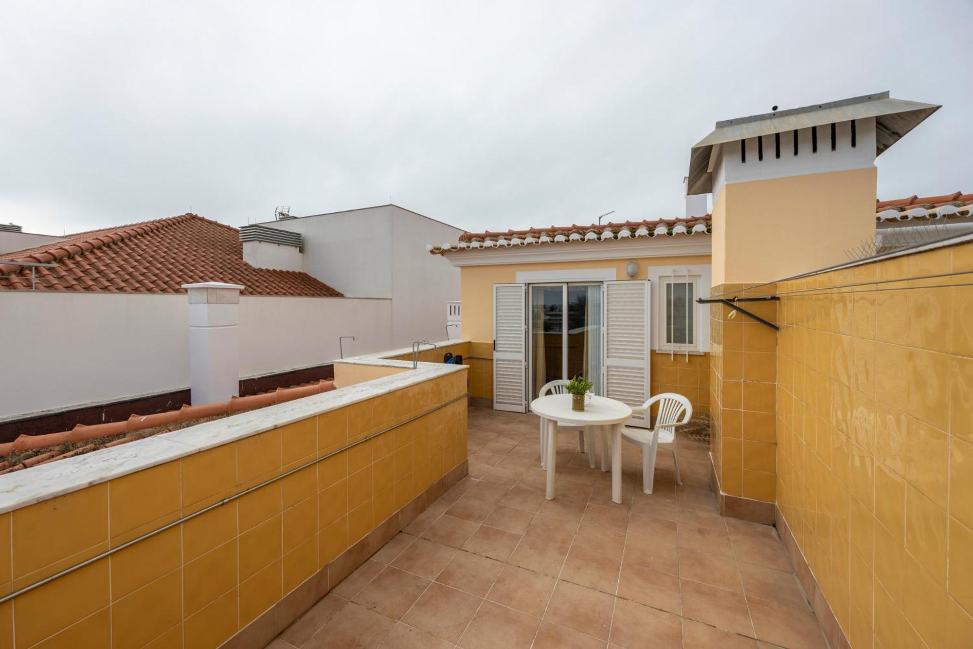 לאגוּ‏ש Apartamentos Mira Rio מראה חיצוני תמונה