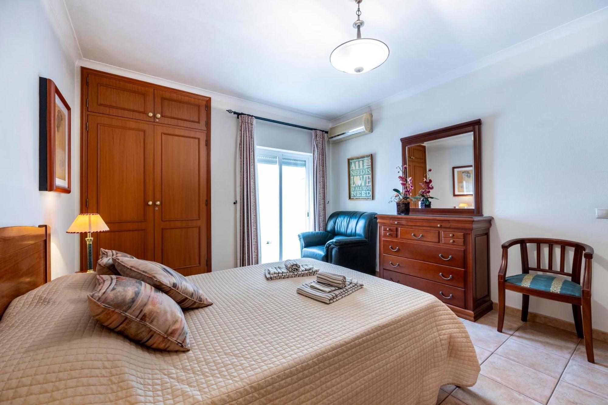 לאגוּ‏ש Apartamentos Mira Rio מראה חיצוני תמונה